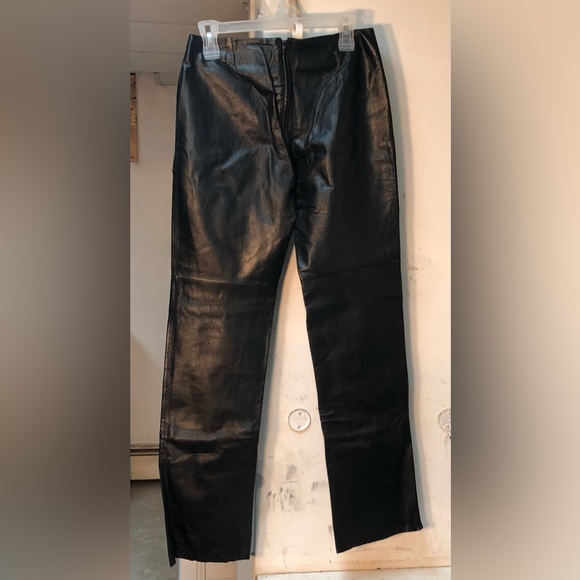 Gorgeous Danier leather pant ! - Picture 6 of 6